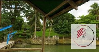 En Venta Dos Hermosas y Soñadas Cabañas en Rio Dulce Livingston Ízabal — Casa vacacional en Venta en Río dulce, Izabal — miniatura 7 de 17