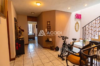 Casa en zona 17 — Casa en Venta en Zona 17, Guatemala, Ciudad — miniatura 3 de 5