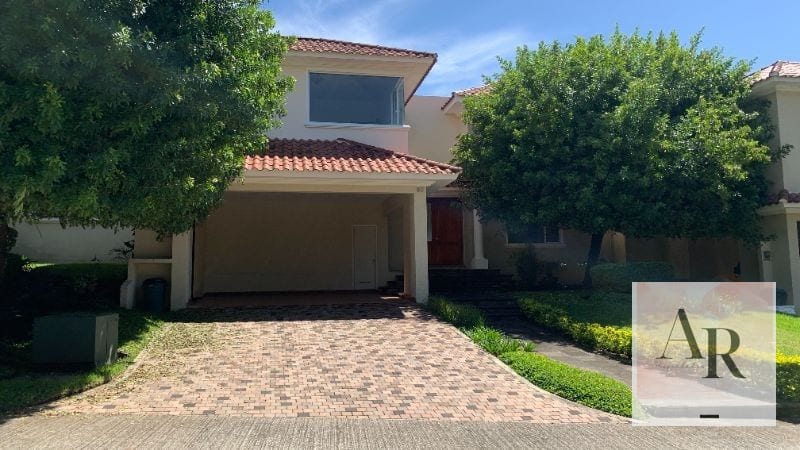Casa en venta carretera a El Salvador — Casa en Venta en Portal del Bosque, Carretera a El Salvador, Guatemala, Ciudad — foto 1 de 4