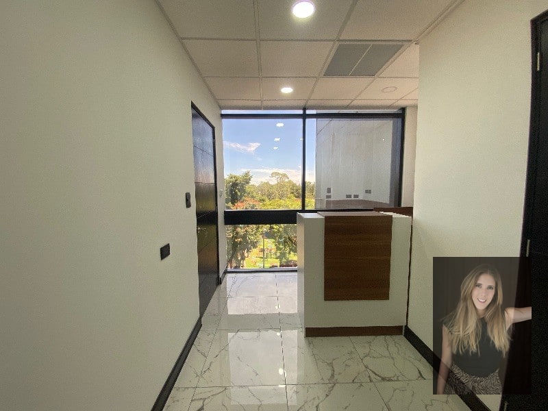 Clinica en renta edificio Renovati zona 10 - 12