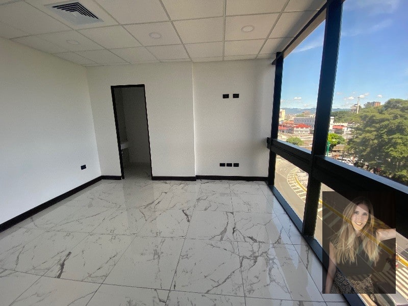 Clinica en renta edificio Renovati zona 10 - 5