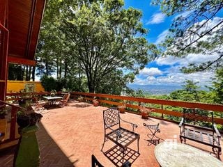 Casa en venta en condominio por Bellas Luces, rodeada de naturaleza. — Casa en Venta en Santa Catarina Pinula, Guatemala, Ciudad — miniatura 4 de 8