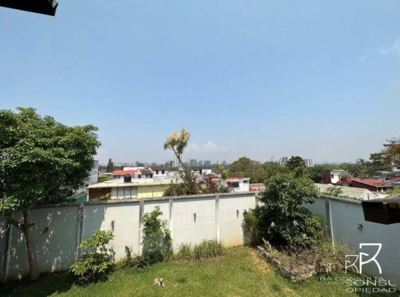 Venta Casa en zona 15 vista hermosa 1 - 2