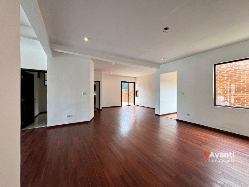 Venta Casa Carretera a el Salvador, un Nivel — Casa en Venta en Carretera a El Salvador, Guatemala, Ciudad — foto 6 de 15