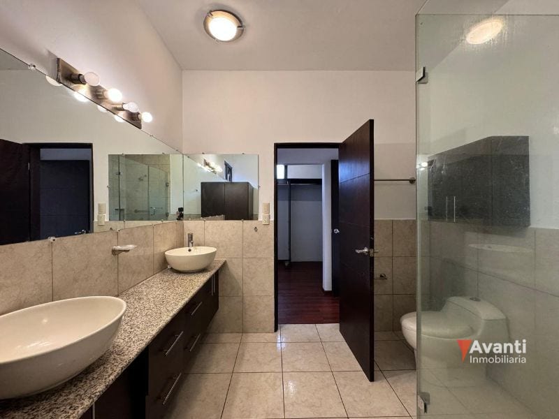 Venta Casa Carretera a el Salvador, un Nivel — Casa en Venta en Carretera a El Salvador, Guatemala, Ciudad — foto 10 de 15