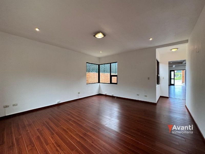Venta Casa Carretera a el Salvador, un Nivel — Casa en Venta en Carretera a El Salvador, Guatemala, Ciudad — foto 8 de 15