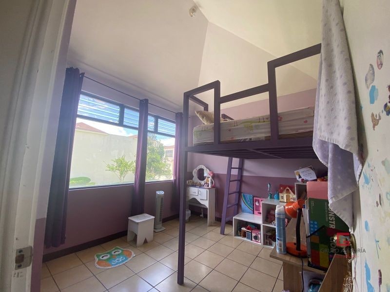 Acogedora Casa en Venta en Hacienda Vista Hermosa - 14