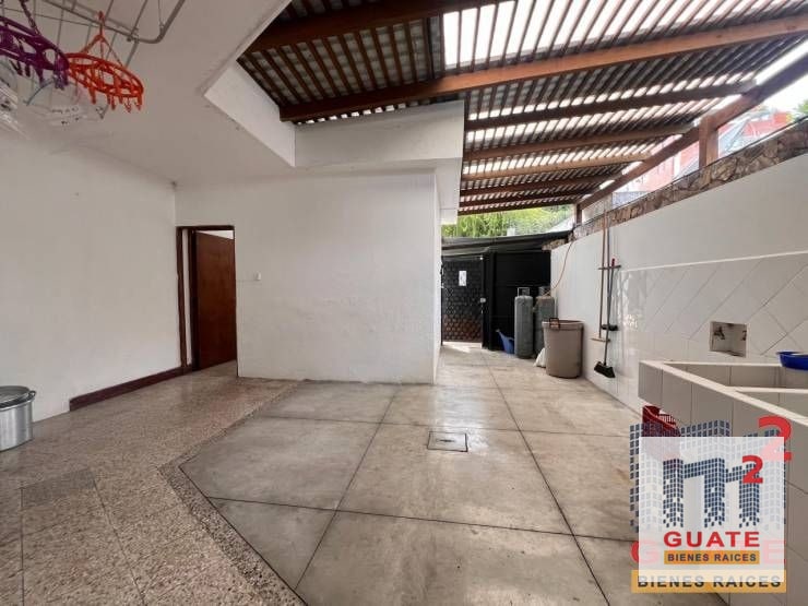 Casa en Renta, Zona 15 - 4