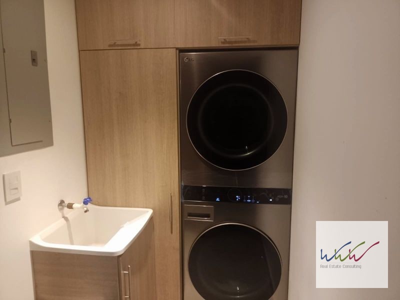 Vendo Apartamento como inversión en Reserva 10, zona 10 - 5