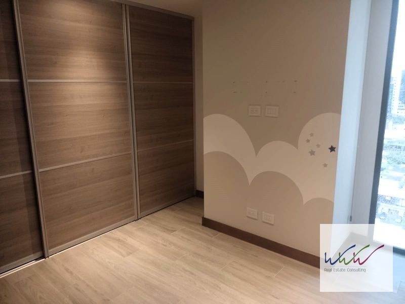 Vendo Apartamento como inversión en Reserva 10, zona 10 - 9