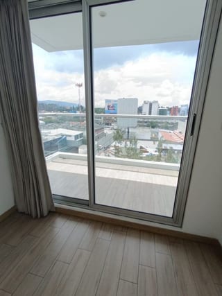 Apartamento en Renta Zona 10 CODIGO.DA34172 — Apartamento en Alquiler en Zona 10, Guatemala, Ciudad — miniatura 13 de 17
