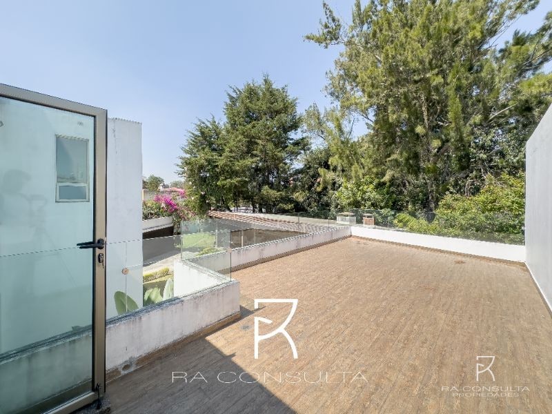 Espectacular Casa en venta Zona 15 - 1
