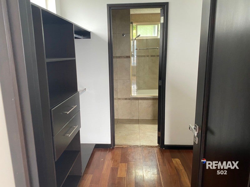 Apartamento Vista Bella II Montebello CAES — Apartamento en Venta en Montebello II, Carretera a El Salvador, Guatemala, Ciudad — foto 9 de 12