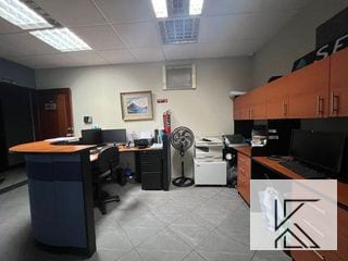 Linda oficina en alquiler y amueblada en Centro Corporativo Muxbal — Oficina en Alquiler en Muxbal, Guatemala, Ciudad — miniatura 9 de 9