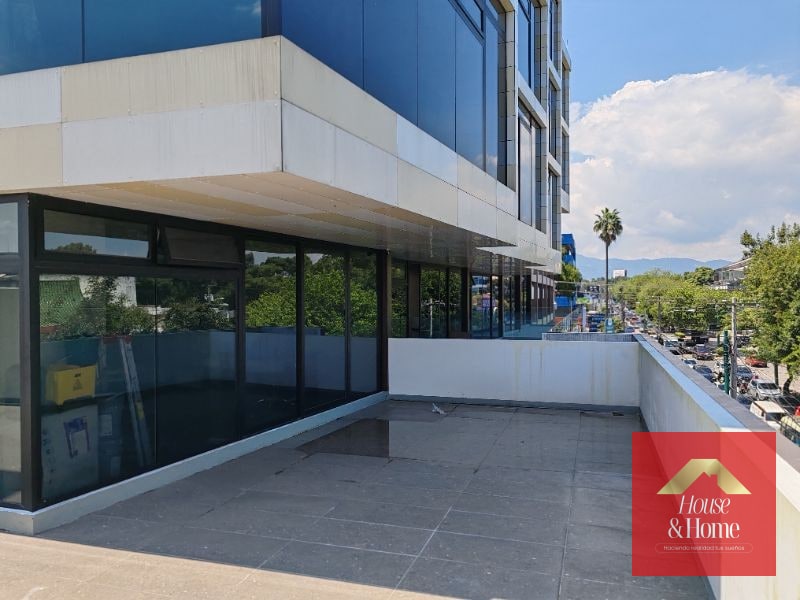 Venta de oficina en zona 9 - 6