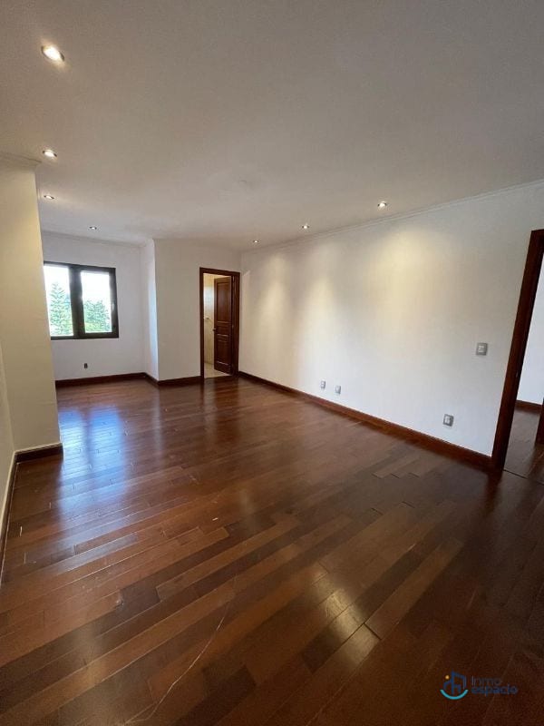 Apartamento en Renta Zona 14 — Apartamento en Alquiler en Tadeus, Zona 14, Guatemala, Ciudad — foto 3 de 12