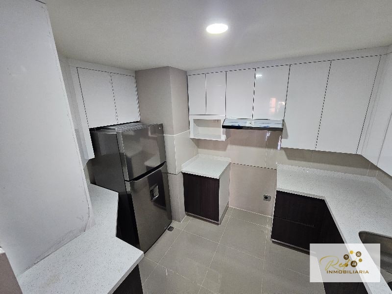 VENTA APARTAMENTO BELLINI REMODELADO - 3