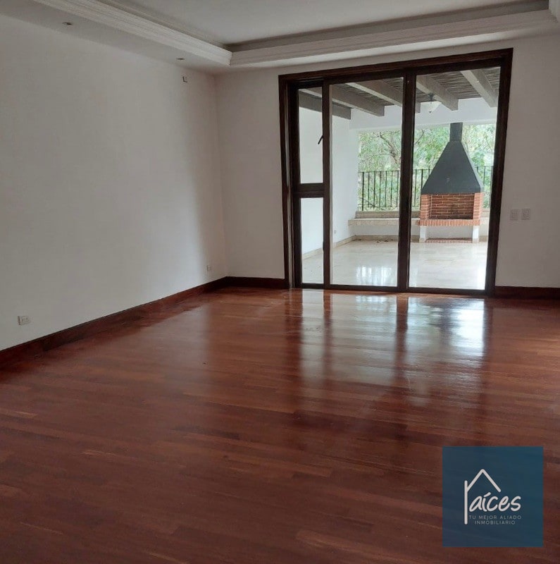 Casa en venta ENCINOS 3, zona 16 Cayalá - 6