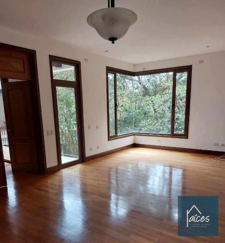 Casa en venta ENCINOS 3, zona 16 Cayalá - 2