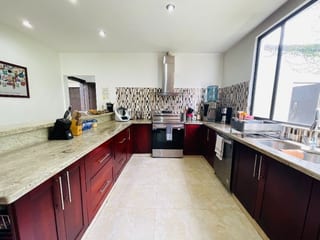 CASA MODERNA CON JARDIN - 3 HAB/ CONDOMINIO KM 21.5 — Casa en Venta en Carretera a El Salvador, Guatemala, Ciudad — miniatura 9 de 17