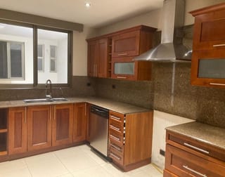 Colonia El Prado — Casa en Venta en El Prado, Zona 10, Guatemala, Ciudad — miniatura 8 de 8