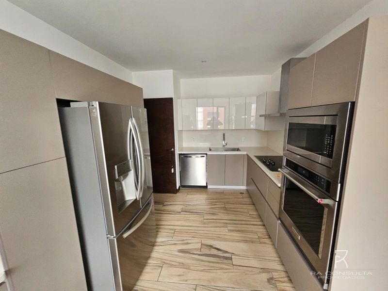 Apartamento zona 14 Barletta - 1