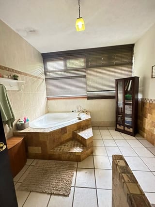 Casa un Nivel en Venta Zona 16 — Casa en Venta en La Montaña, Zona 16, Guatemala, Ciudad — miniatura 2 de 10
