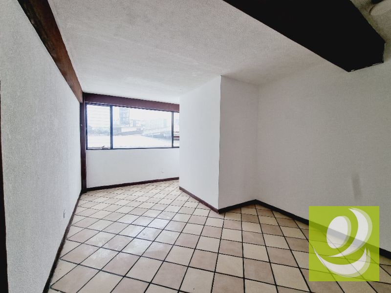 AMPLIA OFICINA EN ALQUILER/RENTA EN ZONA 11 COLONIA TOLEDO - 5