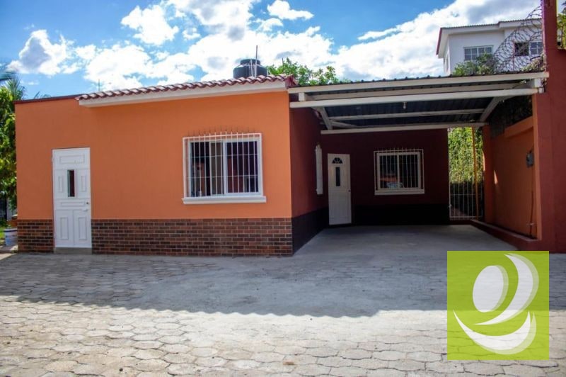 ATENCIÓN INVERSIONISTA VENTO 5 CASAS CON AMPLIO TERRENO EN CHIQUIMULA CENTRO - 2
