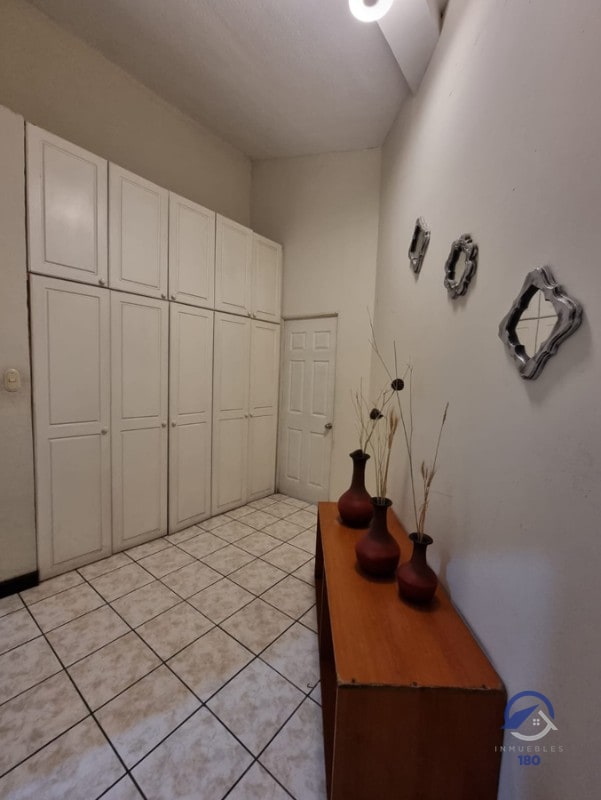 CASA EN VENTA EN LAS CHARCAS -  ZONA 11 - GUATEMALA - 6