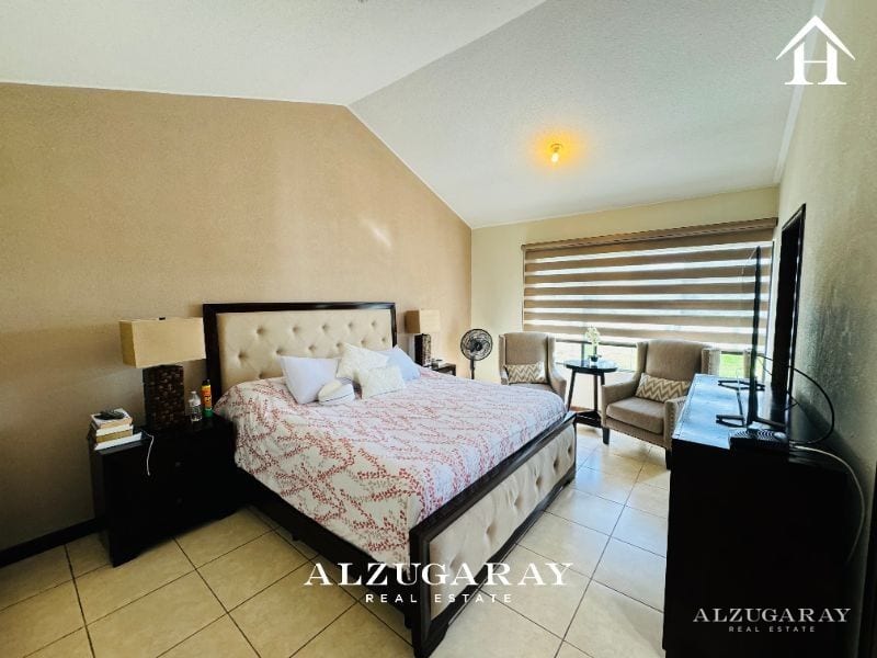 CASA AMUEBLADA CON JARDÍN -3 HAB. / CONDOMINIO, Z. 16 — Casa en Venta en Zona 16, Guatemala, Ciudad — foto 8 de 16