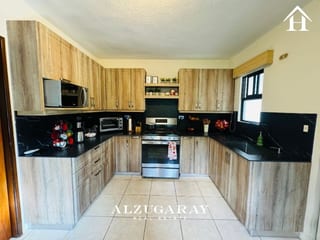 CASA AMUEBLADA CON JARDÍN -3 HAB. / CONDOMINIO, Z. 16 — Casa en Venta en Zona 16, Guatemala, Ciudad — miniatura 5 de 16