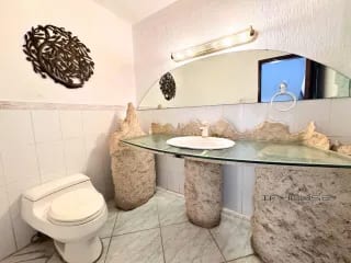 CASA EN VENTA EN CAES KM 10 MONTEBELLO — Casa en Venta en Montebello II, Carretera a El Salvador, Guatemala, Ciudad — miniatura 5 de 12