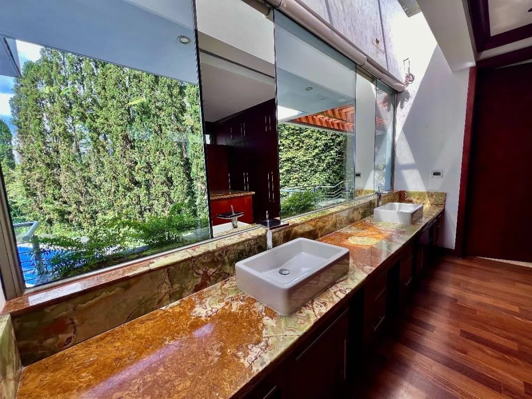 Residencia de Lujo en el Club de Golf más Exclusivo de Guatemala — Casa en Venta en Zona 16, Guatemala, Ciudad — foto 16 de 16