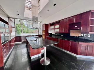 Residencia de Lujo en el Club de Golf más Exclusivo de Guatemala — Casa en Venta en Zona 16, Guatemala, Ciudad — miniatura 5 de 16