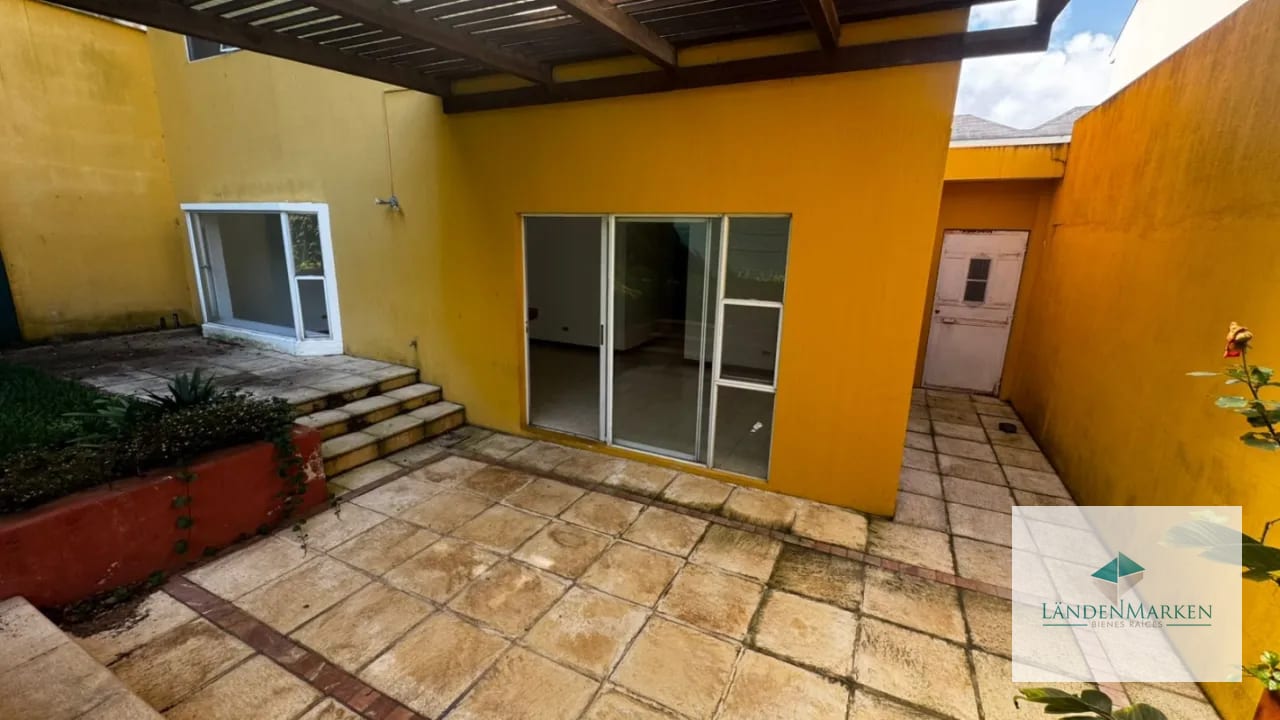 VENTA  DE CASA EN CAES KM 19.5 - RESIDENCIAL VILLAS DEL PINAR 1 — Casa en Venta en Villas del Pinar, Carretera a El Salvador, Guatemala, Ciudad — foto 12 de 16