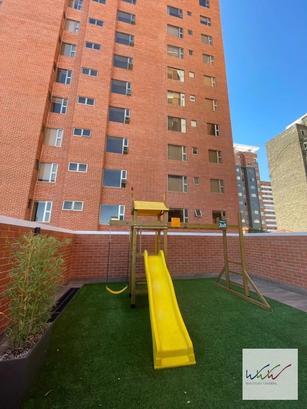 Rento oficina para clínica en Edificio PROSPERE14, zona 14 - 4