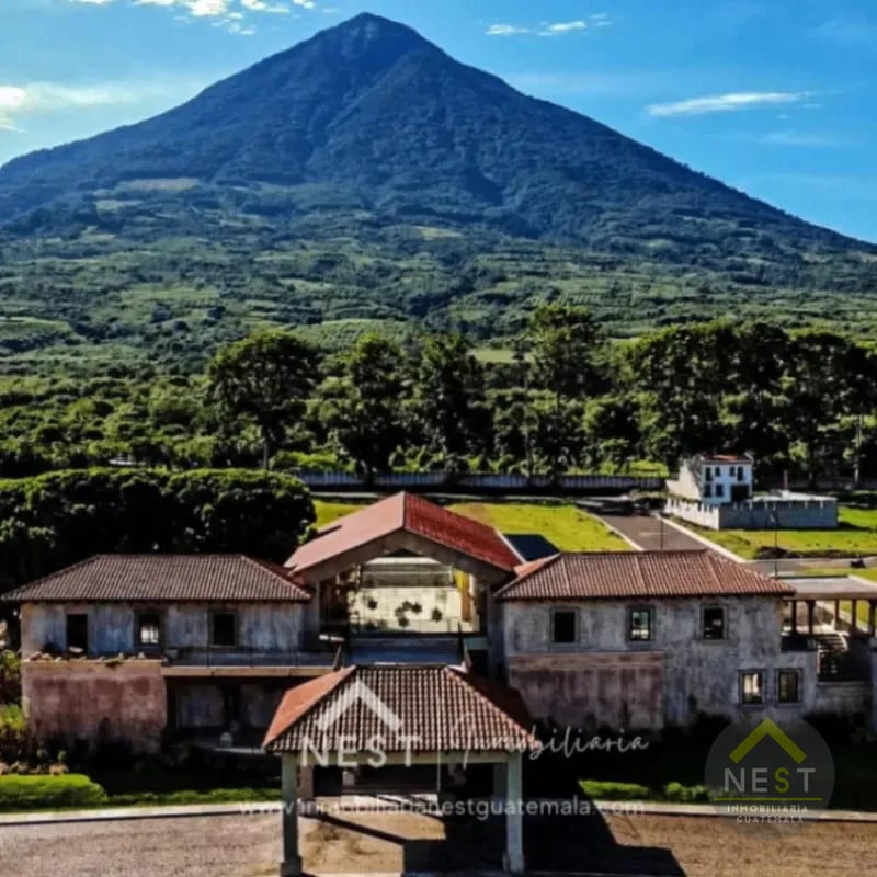 Los Franciscanos | Antigua - Casas modernas con acabados de lujo en PRE VENTA, enganche fraccionado — Casa en Venta en Alotenango, Sacatepéquez — foto 4 de 16