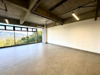 Oficina nueva de 137 mts2 en renta en zona 13 — Oficina en Alquiler en Elemento Plaza Berlín, Zona 13, Guatemala, Ciudad — miniatura 1 de 11