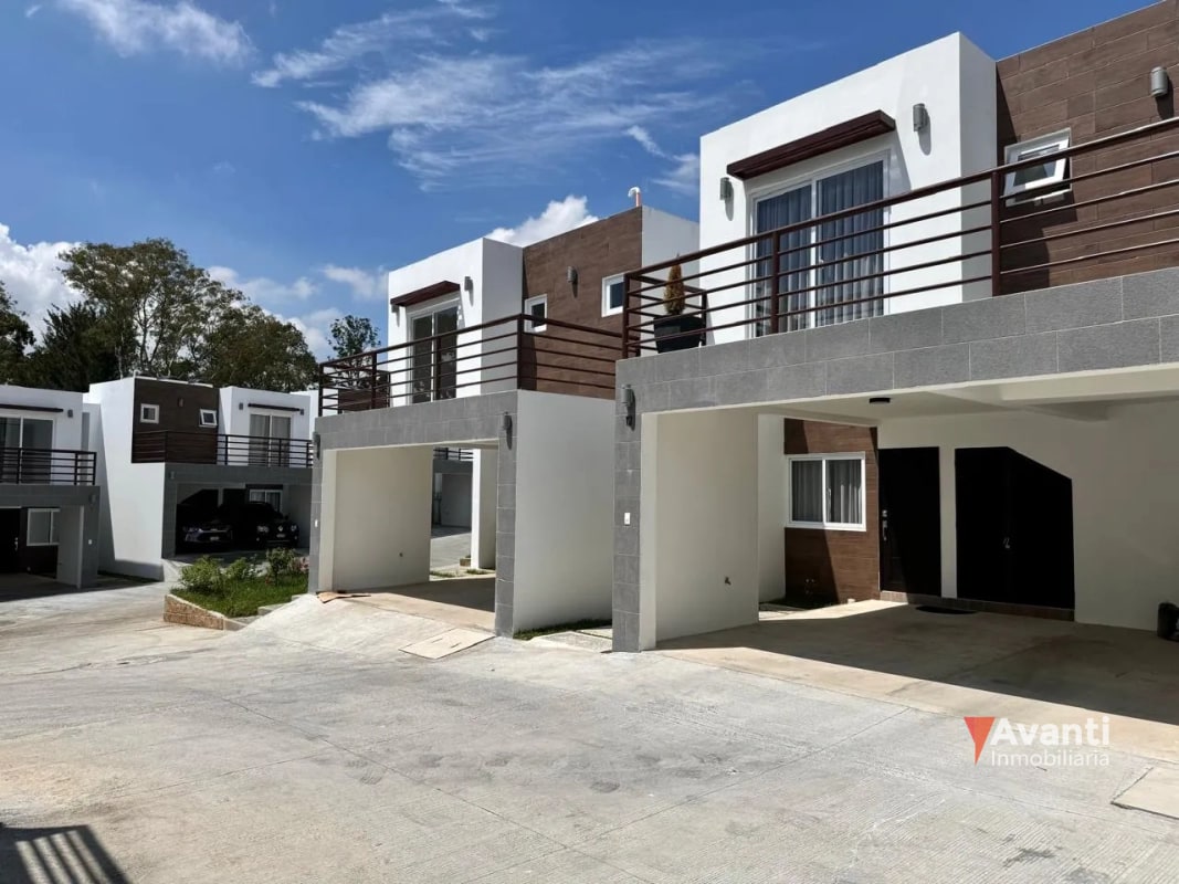 VENTA CASAS SAN CRISTÓBAL, EN CONDOMINIO - 1