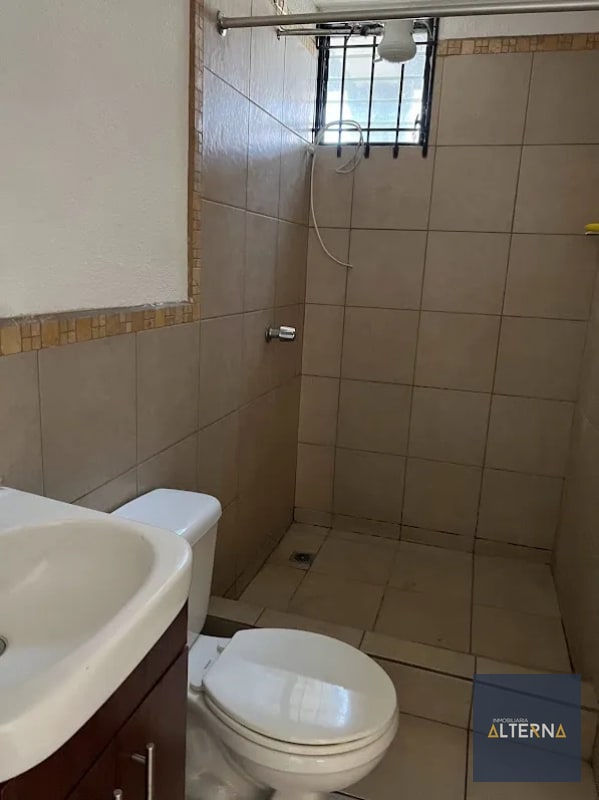 Bonito Apartamento en Renta en Zona 10 - 1