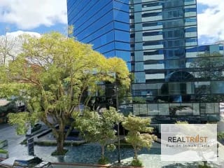 OFICINAS EN ALQUILER EN EL CORAZÓN DE ZONA 10 — Oficina en Alquiler en Zona 10, Guatemala, Ciudad — miniatura 4 de 8