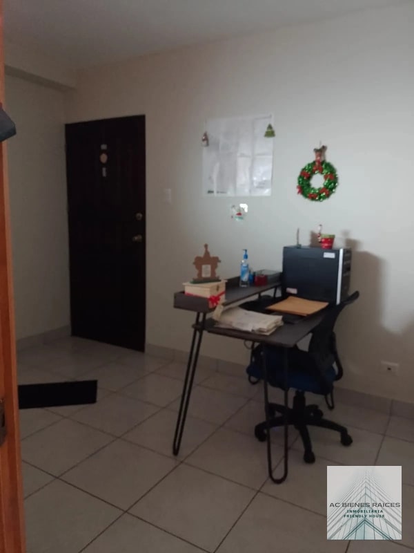 Oficina en venta zona 9 - 6