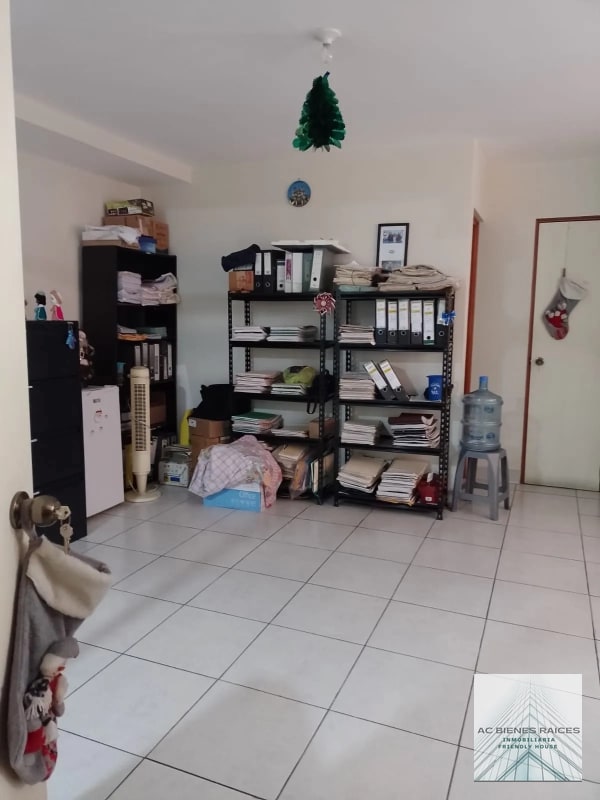 Oficina en venta zona 9 - 3