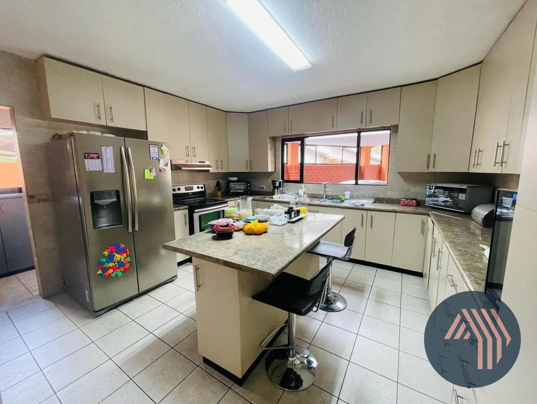 VENTA DE LINDA CASA - EL HORIZONTE, KM 15.8 CARRETERA AL SALVADOR - 8