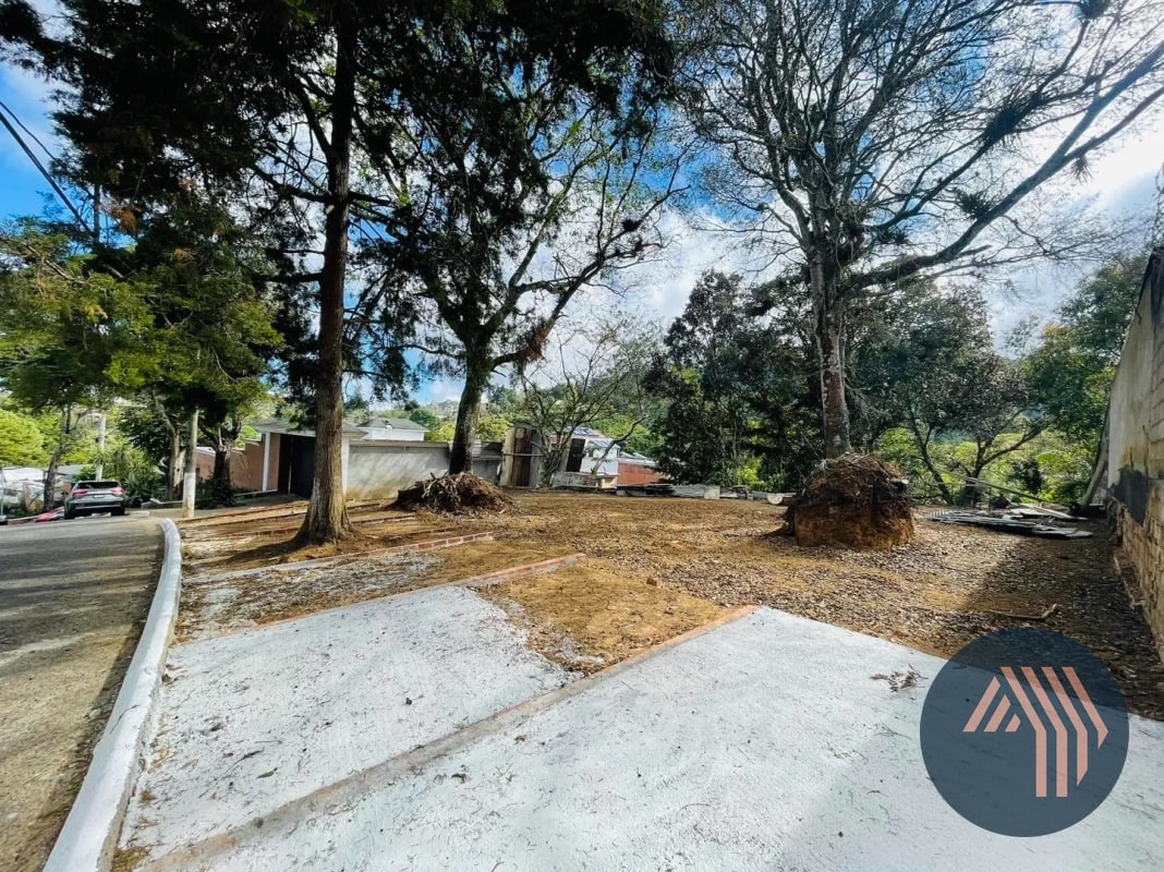 VENTA DE TERRENO RESIDENCIAL - LA MONTAÑA, ZONA 16 - 2