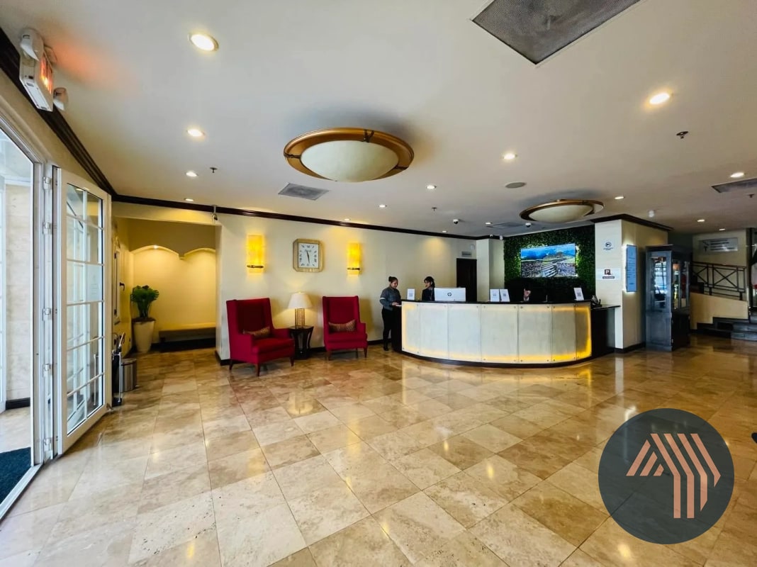 ALQUILER DE AMPLIA OFICINA 122MT2 - CASA VERANDA, ZONA 10 - 1