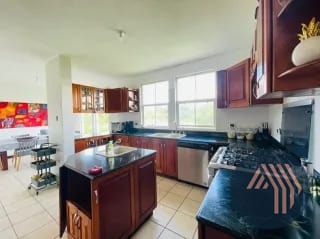 VENTA DE AMPLIA CASA - ALTA VISTA CLUB, SAN JOSÉ PINULA — Casa en Venta en Carretera a El Salvador, Guatemala, Ciudad — miniatura 4 de 10