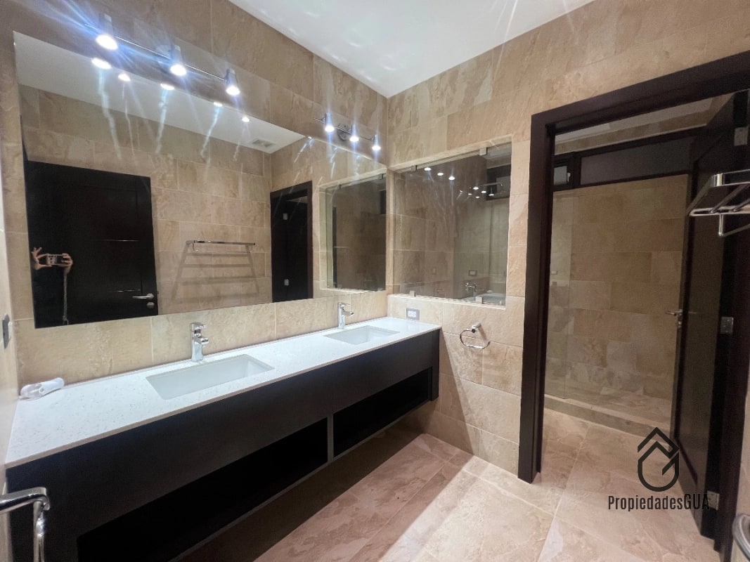 Casa con vista espectacular dentro de condominio en venta - 10