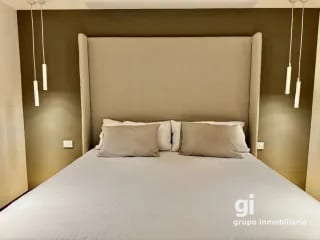 Apartamento amueblado 3 dormitorios y cuarto de servicios, zona 10 — Apartamento en Alquiler en Zona 10, Guatemala, Ciudad — miniatura 2 de 14